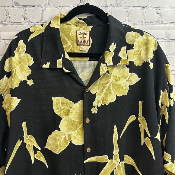 Tommy Bahama Black Yellow Floral 100% Silk Tropical Button Down Shirt Size XL - Picture 2 of 8